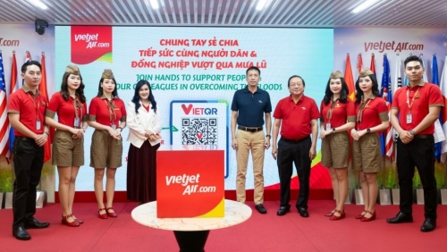 Những chuyến bay Vietjet chở đầy yêu thương