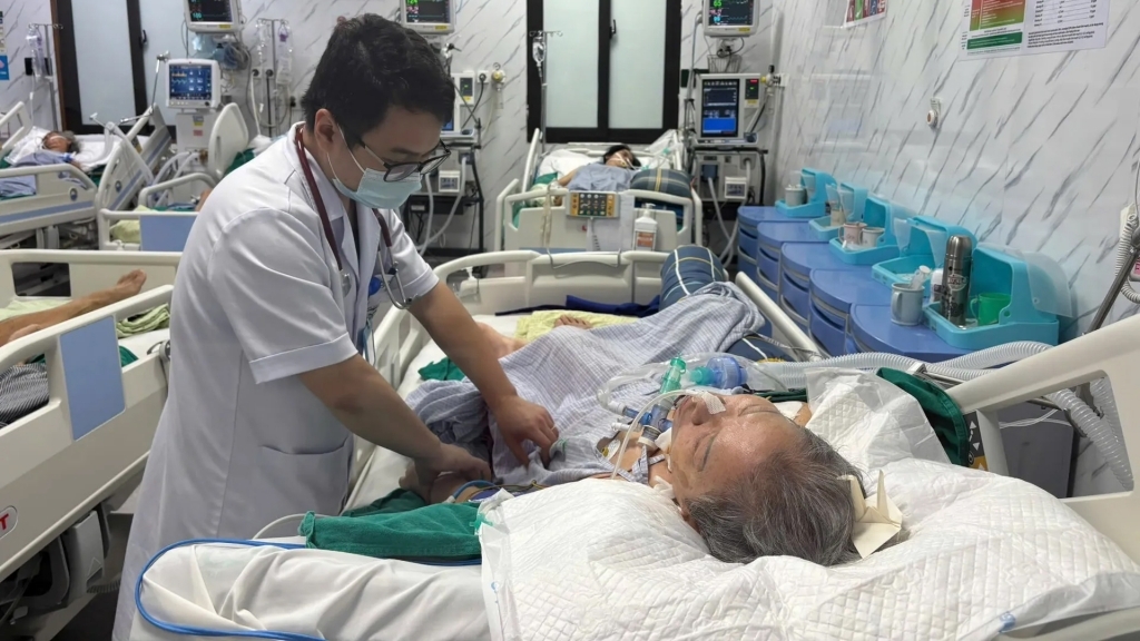 Cơ chế ưu đãi, hỗ trợ phát triển nguồn nhân lực y tế