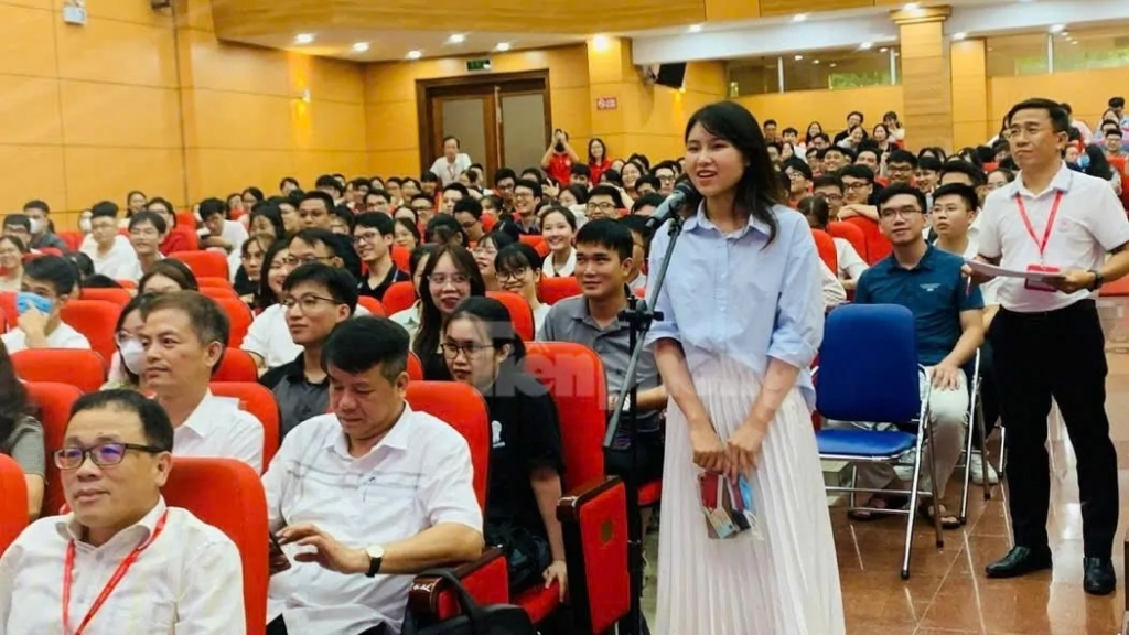 Bước đi bảo đảm chất lượng nguồn nhân lực