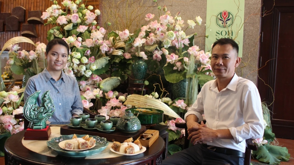 Nghệ nhân 9X giữ nghề ướp trà sen Hà Nội