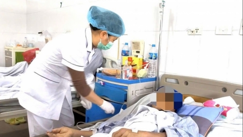 Nhập viện vì mờ mắt, người đàn ông 65 tuổi bất ngờ được chẩn đoán giang mai thần kinh