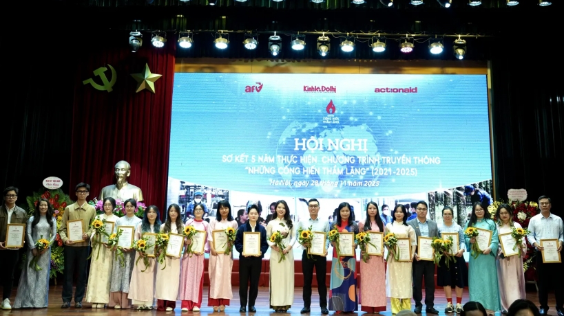 Toàn cảnh Lễ trao giải Cuộc thi "Những cống hiến thầm lặng" 2025