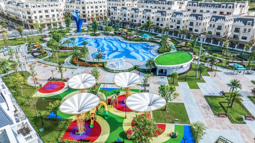 Hệ sinh thái tiện ích phong phú là yếu tố bổ trợ, thu hút dòng khách về thương phố Asia Vibe