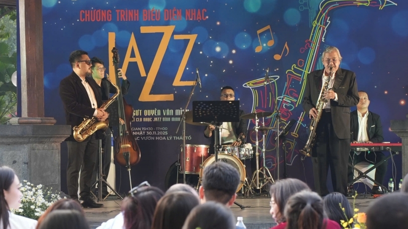 Dự án "Âm nhạc cuối tuần" - điểm hẹn văn hóa mới bên hồ Gươm