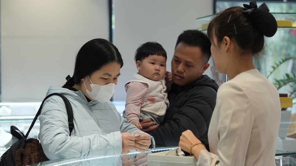 Giá vàng hôm nay 2/12/2025