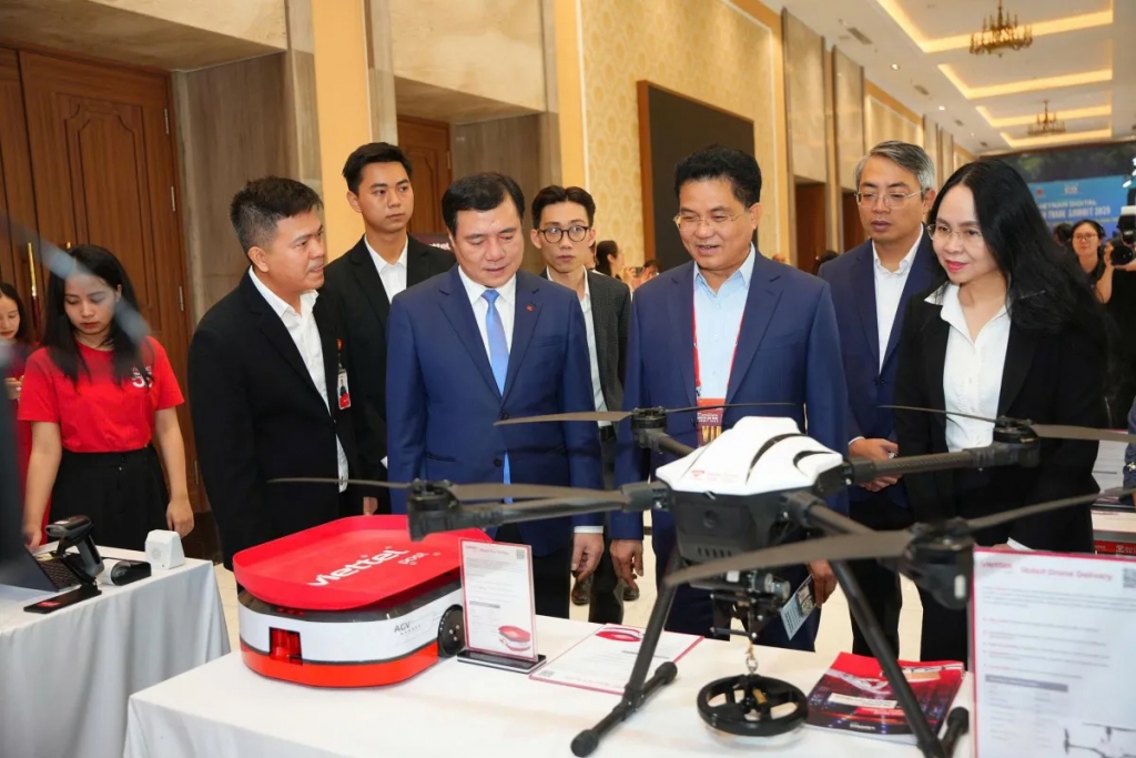 Kinh tế số - trụ cột tăng trưởng mới Kinh tế số - trụ cột tăng trưởng mới