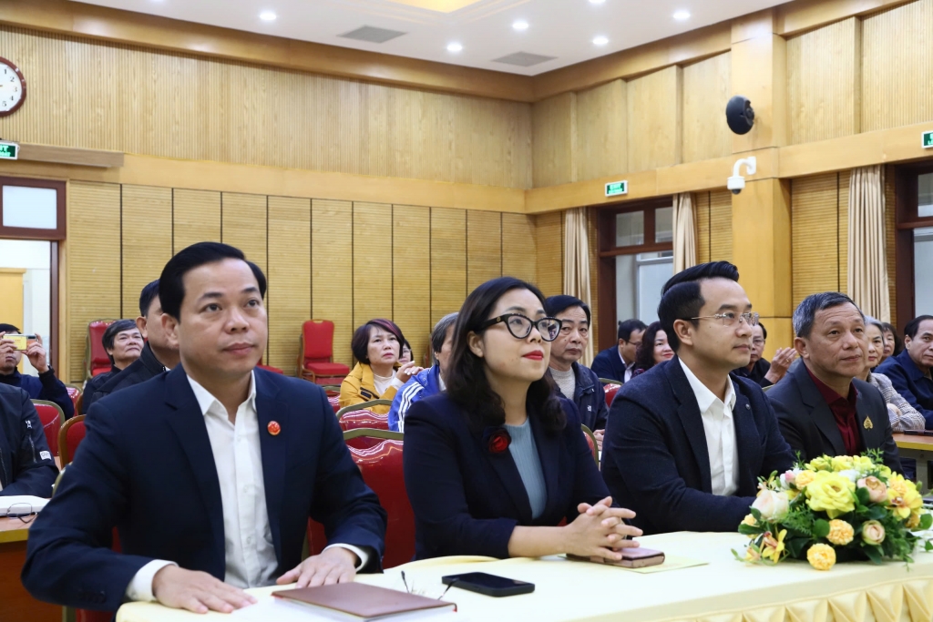 Bồi dưỡng chuyên đề vấn đề tôn giáo và chính sách tôn giáo cho các bí thư chi bộ phường Hoàn Kiếm, Cửa Nam Bồi dưỡng chuyên đề vấn đề tôn giáo và chính sách tôn giáo cho các bí thư chi bộ phường Hoàn Kiếm, Cửa Nam