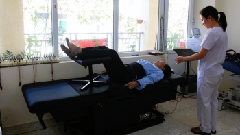 Ứng dụng công nghệ hiện đại, mở rộng năng lực điều trị chuyên sâu