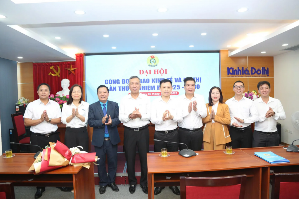 Ban Chấp hành Công đoàn Báo khóa V, nhiệm kỳ 2025 - 2030 ra mắt Đại hội Ban Chấp hành Công đoàn Báo khóa V, nhiệm kỳ 2025 - 2030 ra mắt Đại hội