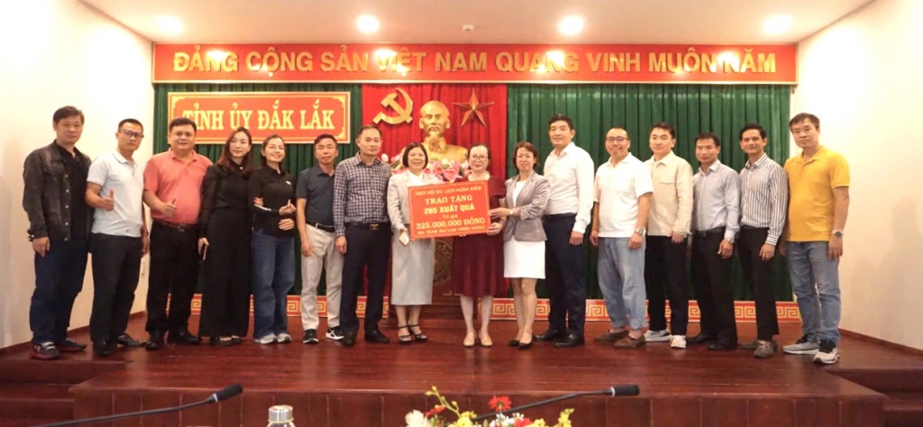 Tấm lòng của Hiệp hội Du lịch Hoàn Kiếm hướng về đồng bào vùng lũ