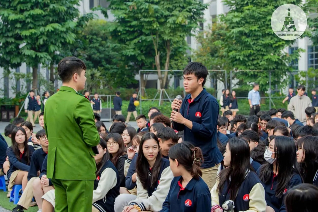 Kỳ 2: Bồi dưỡng kiến thức, tâm hồn trẻ từ sớm Kỳ 2: Bồi dưỡng kiến thức, tâm hồn trẻ từ sớm