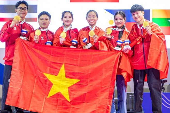Đoàn thể thao Việt Nam giành 4 huy chương vàng trong ngày thi đấu 10.12 tại SEA Games 33. Ảnh: Minh Dân Đoàn thể thao Việt Nam giành 4 huy chương vàng trong ngày thi đấu 10.12 tại SEA Games 33. Ảnh: Minh Dân