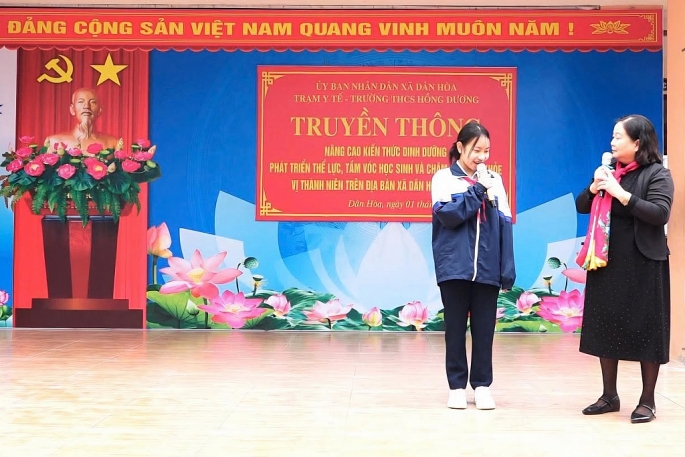 undefined Xã Dân Hòa tổ chức truyền thông nâng cao kiến thức chăm sóc sức khỏe cho học sinh