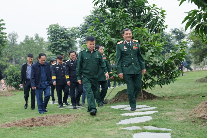 Tôn vinh những nhân chứng của các kỷ lục lịch sử quân đội Tôn vinh những nhân chứng của các kỷ lục lịch sử quân đội