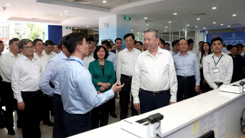 Hà Nội chuyển các điểm phục vụ hành chính công thuộc xã, phường về Trung tâm Phục vụ hành chính công TP