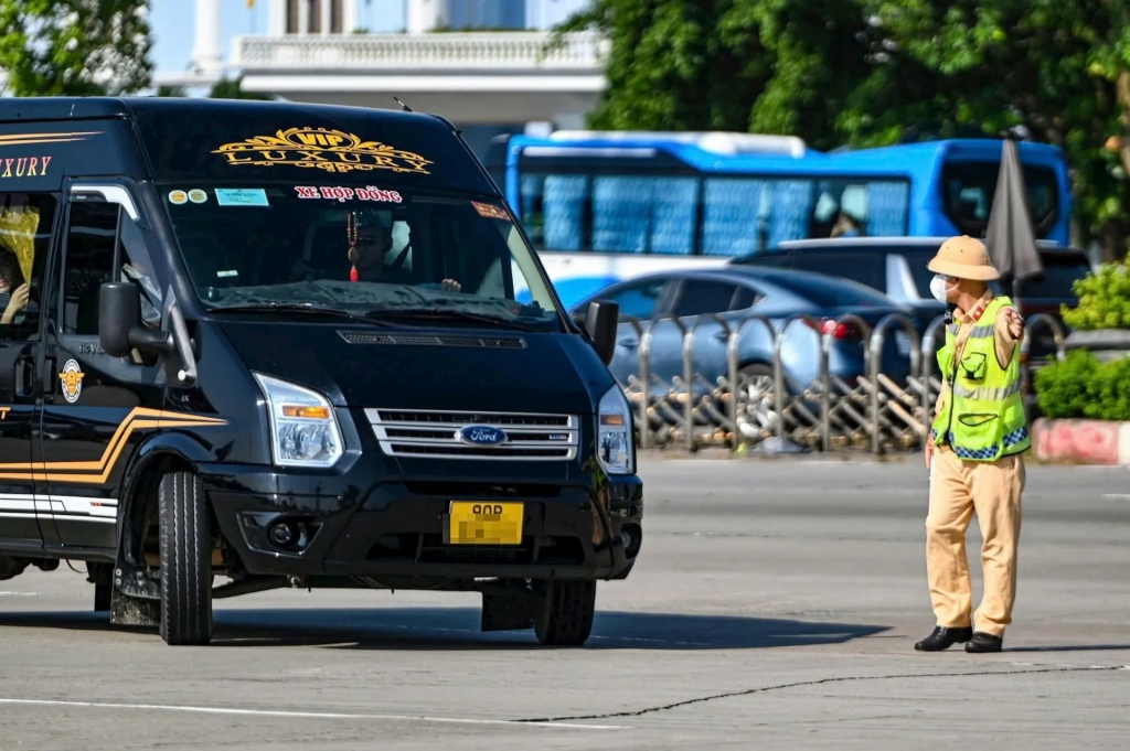 Kiểm soát hoạt động vận tải hành khách dịp cuối năm Kiểm soát hoạt động vận tải hành khách dịp cuối năm