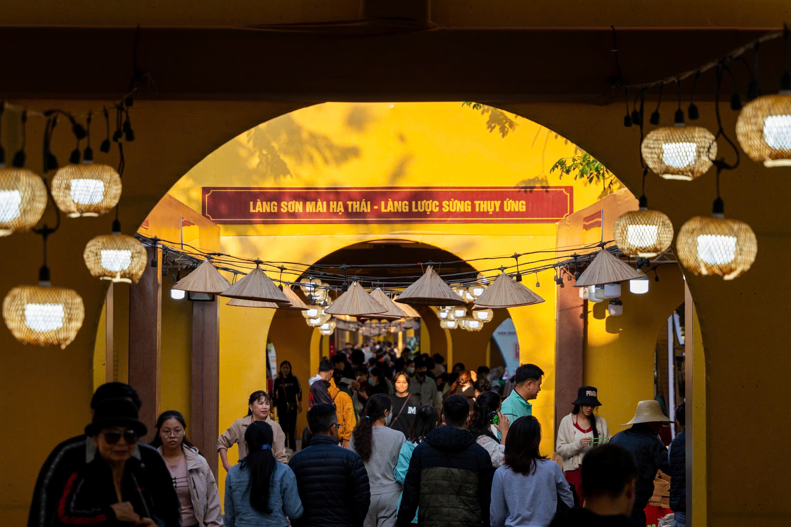 Dấu ấn “tinh hoa Hà thành” tại Liên hoan Ẩm thực và Du lịch làng nghề, phố nghề 2025 Dấu ấn “tinh hoa Hà thành” tại Liên hoan Ẩm thực và Du lịch làng nghề, phố nghề 2025