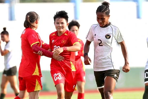 Đè bẹp Indonesia, tuyển nữ Việt Nam hiên ngang vào chung kết SEA Games 33 Đè bẹp Indonesia, tuyển nữ Việt Nam hiên ngang vào chung kết SEA Games 33