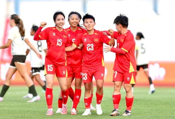 Đè bẹp Indonesia, tuyển nữ Việt Nam hiên ngang vào chung kết SEA Games 33 Đè bẹp Indonesia, tuyển nữ Việt Nam hiên ngang vào chung kết SEA Games 33