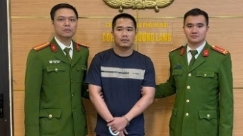 Đối tượng truy nã Thân Văn Dung ra đầu thú