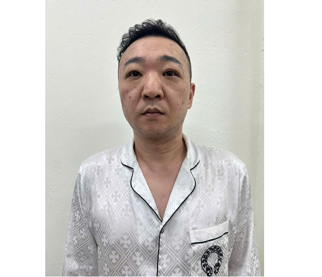 Đối tượng Zhang Yuan bị Công an Đà Nẵng bắt giữ. Ảnh: CQCA Đối tượng Zhang Yuan bị Công an Đà Nẵng bắt giữ. Ảnh: CQCA