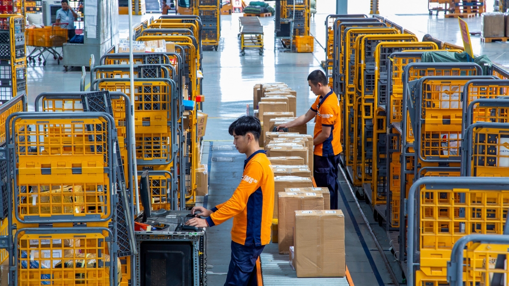 Hoàn thiện khuôn khổ pháp luật, thúc đẩy chuyển đổi số, phát triển hạ tầng bưu chính số