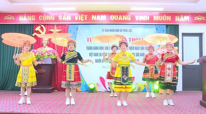 Xã Phúc Lộc tổ chức tụ điểm truyền thông Tháng hành động quốc gia về dân số