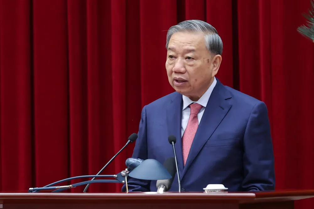 Tổng Bí thư Tô Lâm phát biểu khai mạc Hội nghị lần thứ 15 Ban Chấp hành Trung ương Đảng khóa XIII. Ảnh: Doãn Tấn/TTXVN