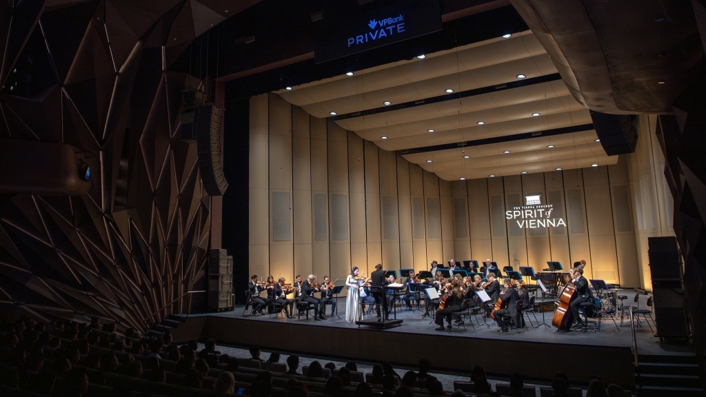 Spirit of Vienna tại Nhà hát Hồ Gươm: Những tràng pháo tay không ngớt, VPBank lan tỏa tinh hoa âm nhạc thế giới