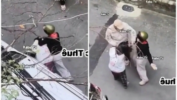 Vụ việc nữ sinh xin lại đồ bị đánh, ép quỳ tại nơi công cộng: Xác định rõ trách nhiệm pháp lý