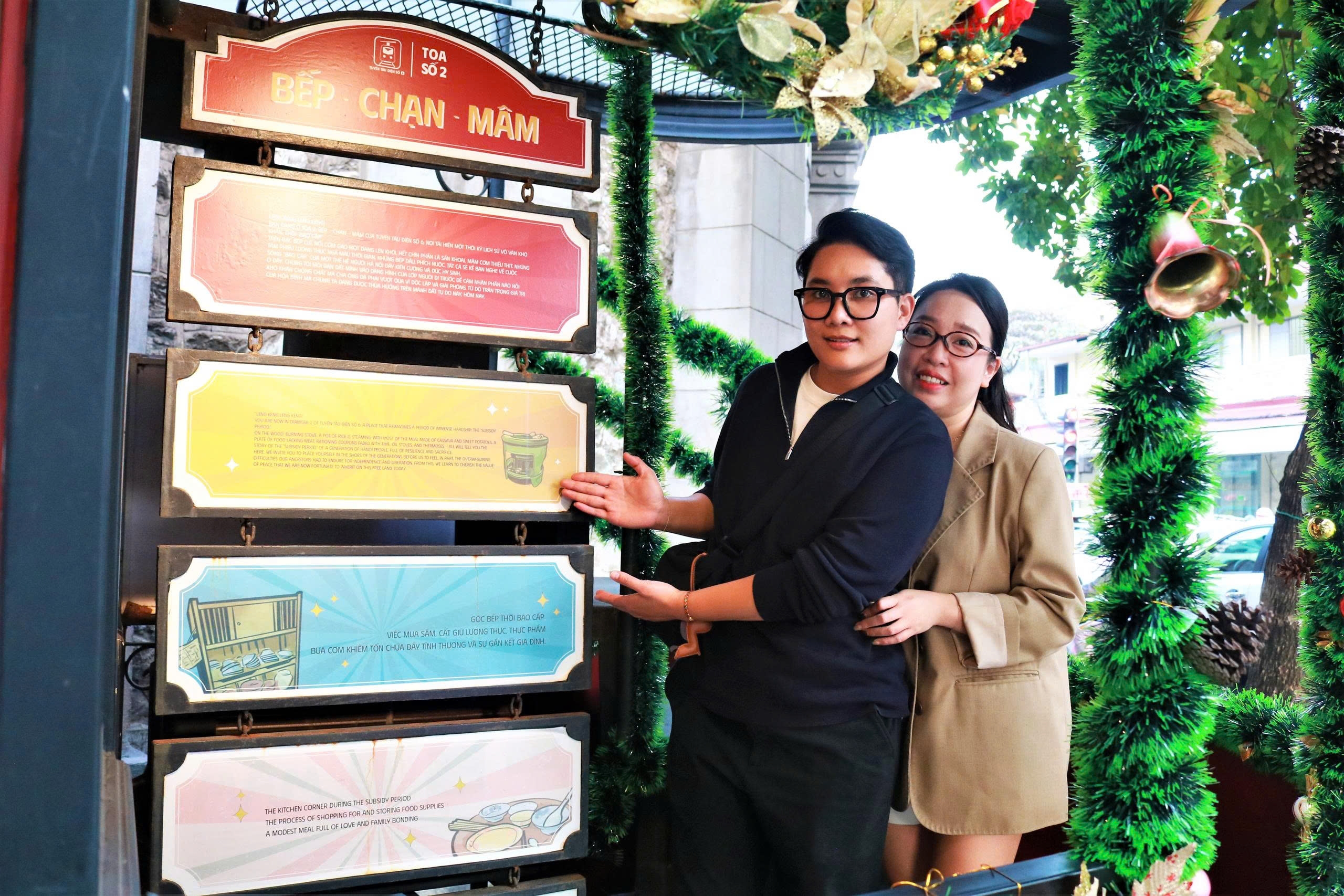 Giới trẻ Hà thành mê mẩn với không gian đón Giáng sinh 