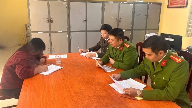 Xử phạt người phụ nữ báo “chốt” giao thông trên Facebook