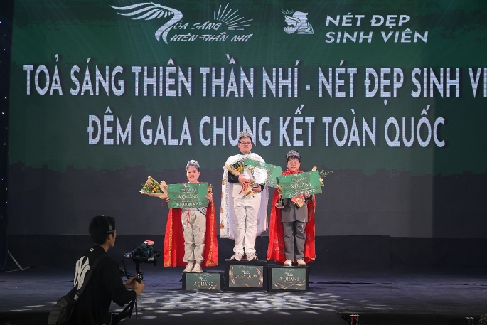 Á quân 12 tuổi gây ấn tượng tại “Tỏa sáng thiên thần nhí” mùa 6 Á quân 12 tuổi gây ấn tượng tại “Tỏa sáng thiên thần nhí” mùa 6
