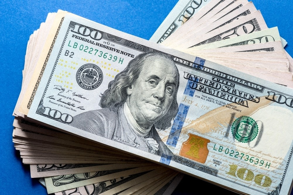 đồng USD dao động trong biên độ hẹp