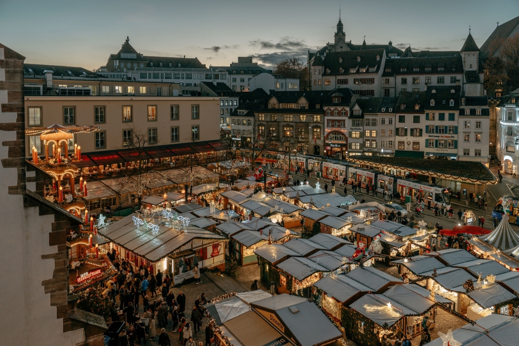 Những khu chợ Giáng sinh tuyệt vời nhất thế giới năm 2025: Hành trình mùa đông rực rỡ sắc màu