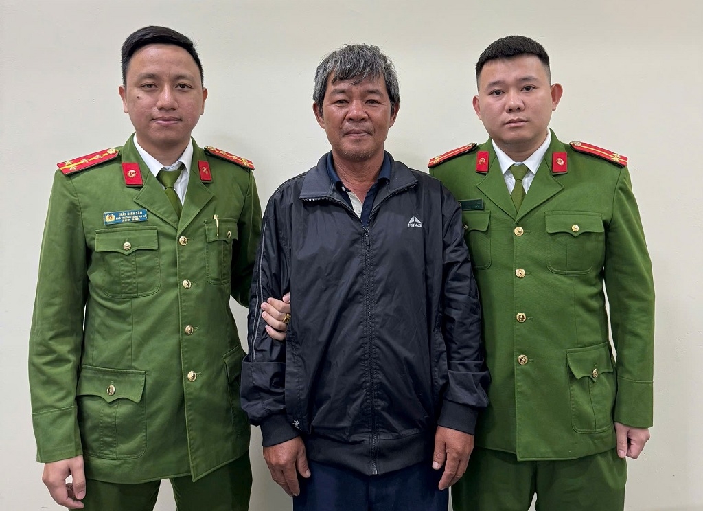 Đối tượng Lê Thế Dương tại Cơ quan công an