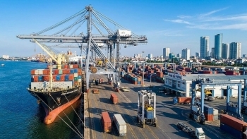 Xuất nhập khẩu Việt Nam chạm mốc 900 tỷ USD lịch sử