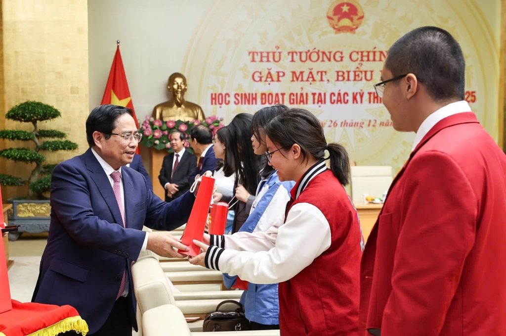 Thủ tướng Phạm Minh Chính biểu dương 91 học sinh đoạt giải quốc tế năm 2025