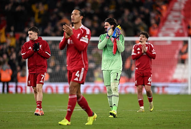 Liverpool nhọc nhằn hạ Wolves, Gravenberch và Wirtz đưa The Kop vào top 4 Ngoại hạng Anh