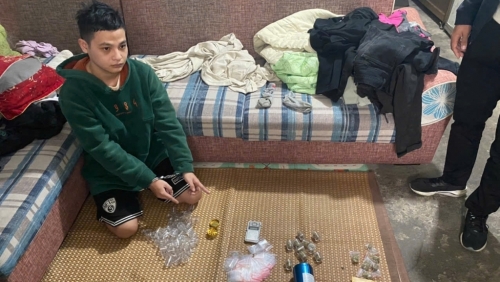 Bắt quả tang Nguyễn Quang Đức làm chuyện phạm pháp