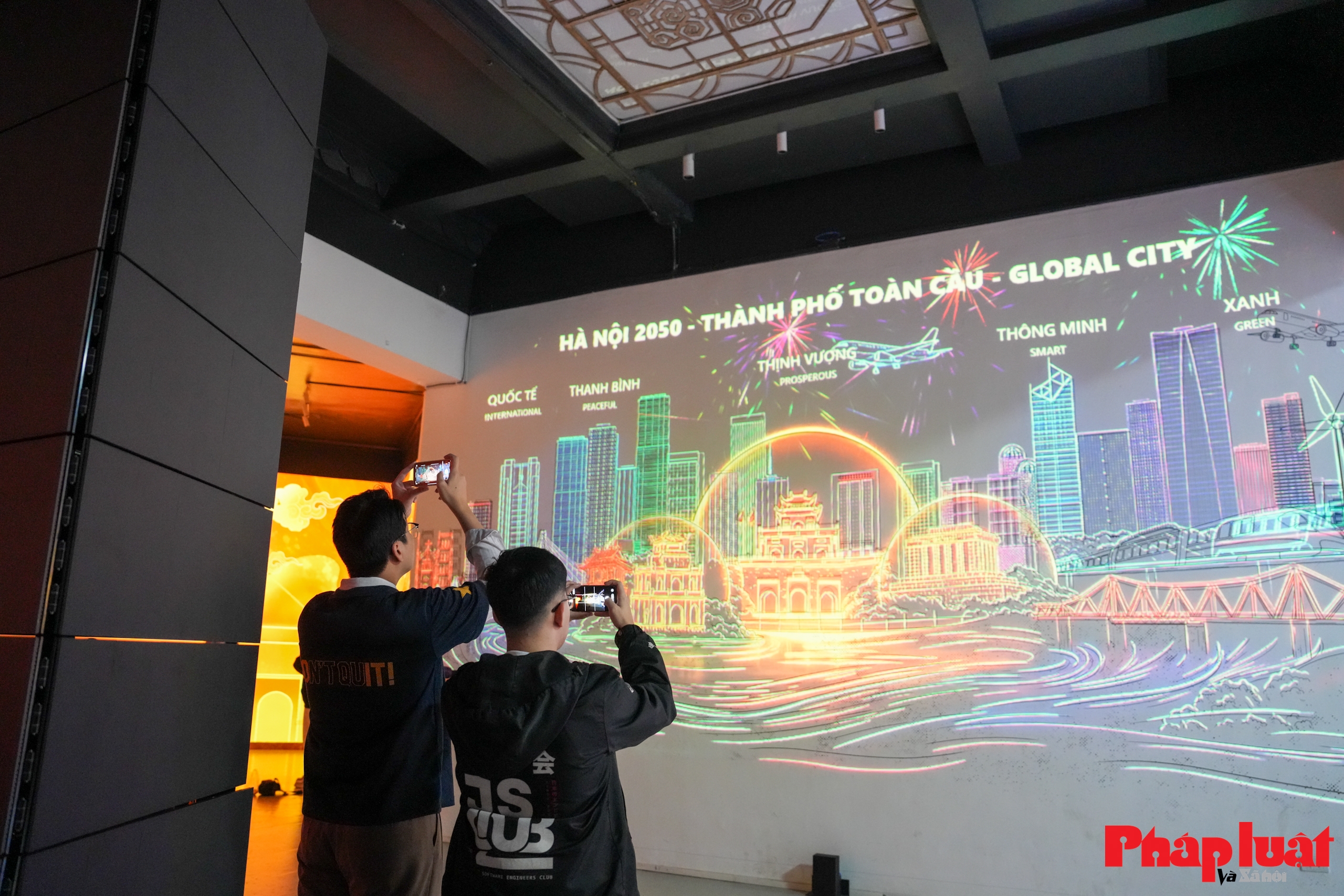 Hà Nội kể chuyện di sản bằng ánh sáng và công nghệ số