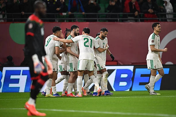Riyad Mahrez tỏa sáng, Algeria sớm giành vé vào vòng 1/8 AFCON 2025