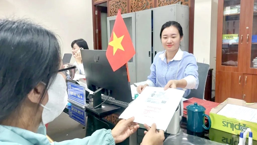 Bước đi mạnh mẽ trong cải cách hành chính và chuyển đổi số