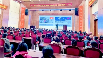 Xây dựng văn hóa giao thông an toàn: Phát huy vai trò lan tỏa của phụ nữ