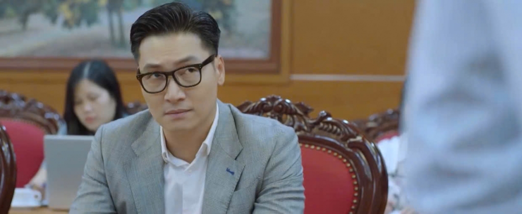 Khán giả "vỗ tay" cho màn chuyển vai ấn tượng nhất trong sự nghiệp của Mạnh Trường