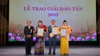 Giải thưởng Đào Tấn 2025: Vinh danh những người bền bỉ giữ lửa văn hóa dân tộc