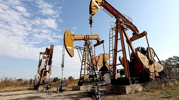 Giá xăng dầu hôm nay 31/12/2025: giá dầu thế giới quay đầu giảm nhẹ