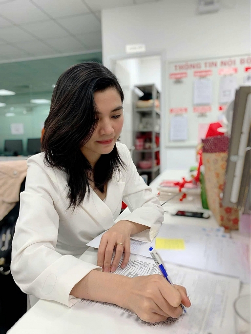 Chuyên viên bảo hiểm Nguyễn Thị Thanh Chuyên viên bảo hiểm Nguyễn Thị Thanh