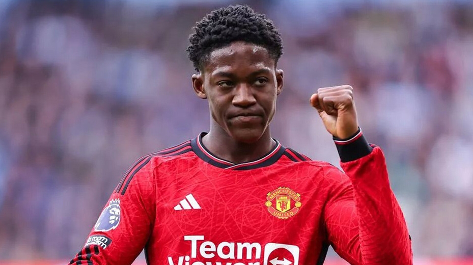 Kobbie Mainoo quyết tâm ở lại Man Utd, sẵn sàng cạnh tranh suất đá chính