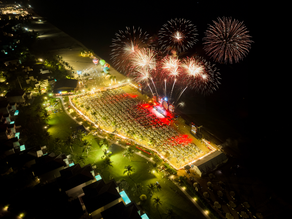 Đêm giao thừa rực rỡ trên bản đồ Việt Nam: “Thánh địa countdown họ Vin” vững vàng vị thế điểm đến quốc dân